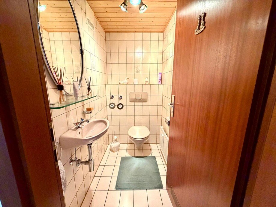 G�ste-WC Erdgeschosswohnung Neckarsulm / Obereisesheim
