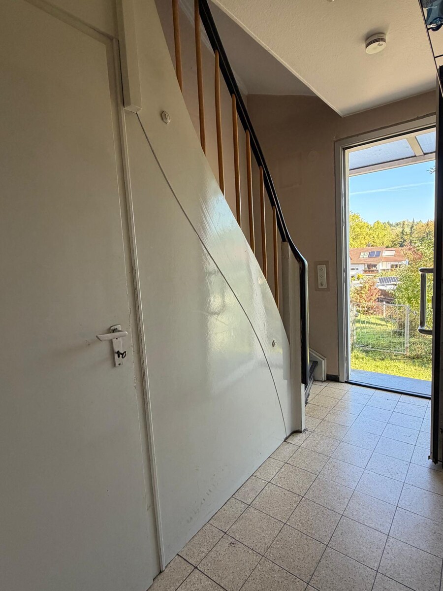 Flur-Eingangsbereich Doppelhaush�lfte Neckarsulm
