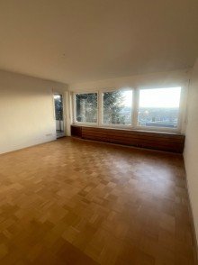 Wohnzimmer 5-Zimmerwohnung mit Balkon und traumhafter Aussicht �ber die D�cher von Heilbronn
