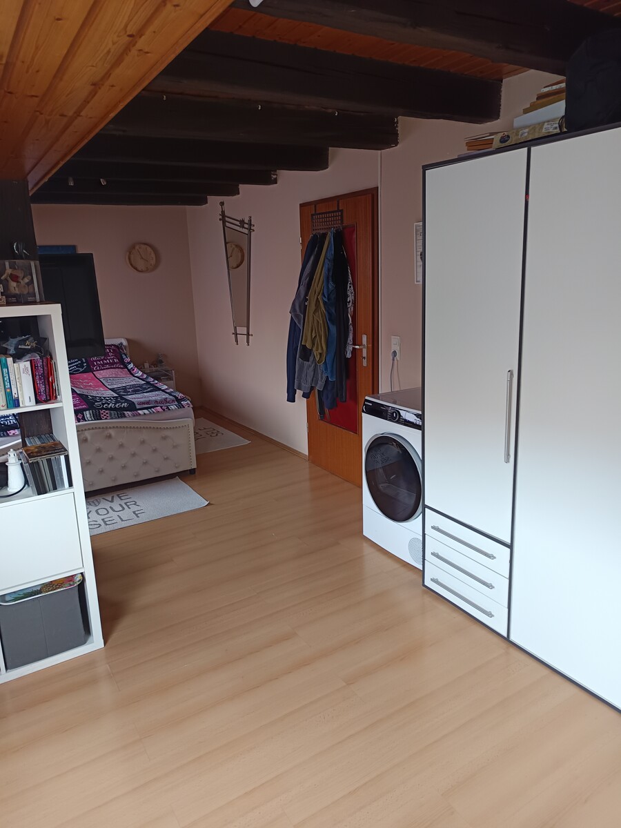 Zimmer Dachgeschosswohnung Schwaigern