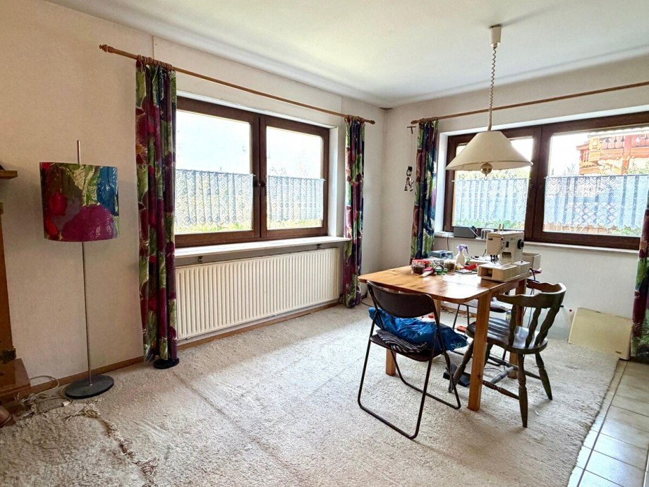 Zimmer (3) Einfamilienhaus Untereisesheim