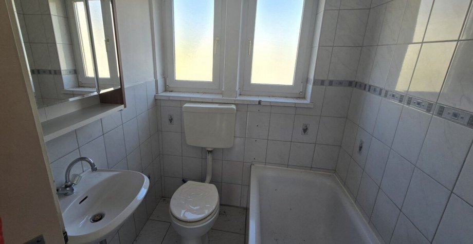 Bad 1.OG Mehrfamilienhaus Neckarsulm