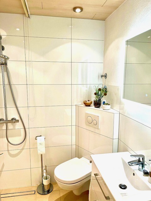 Bad Doppelhaush�lfte Neckarsulm