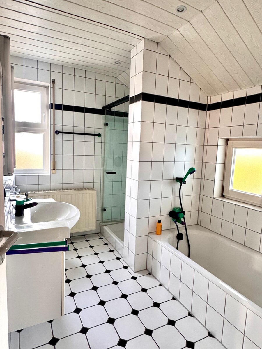 Bad Dachgeschosswohnung Neckarsulm