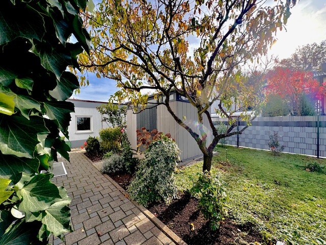 Garten Doppelhaush�lfte Neckarsulm