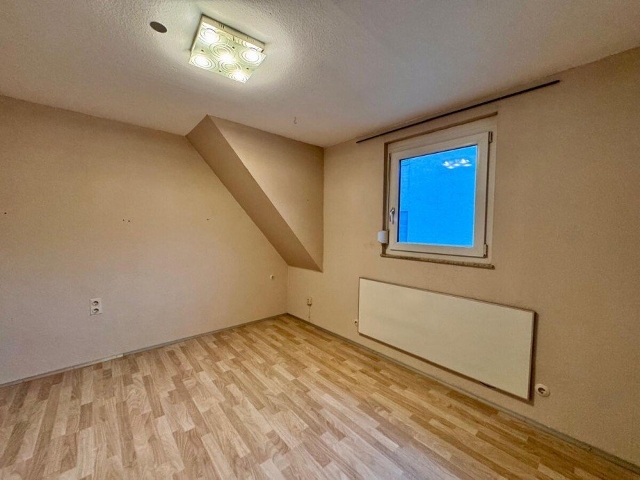 Zimmer Einfamilienhaus Erlenbach