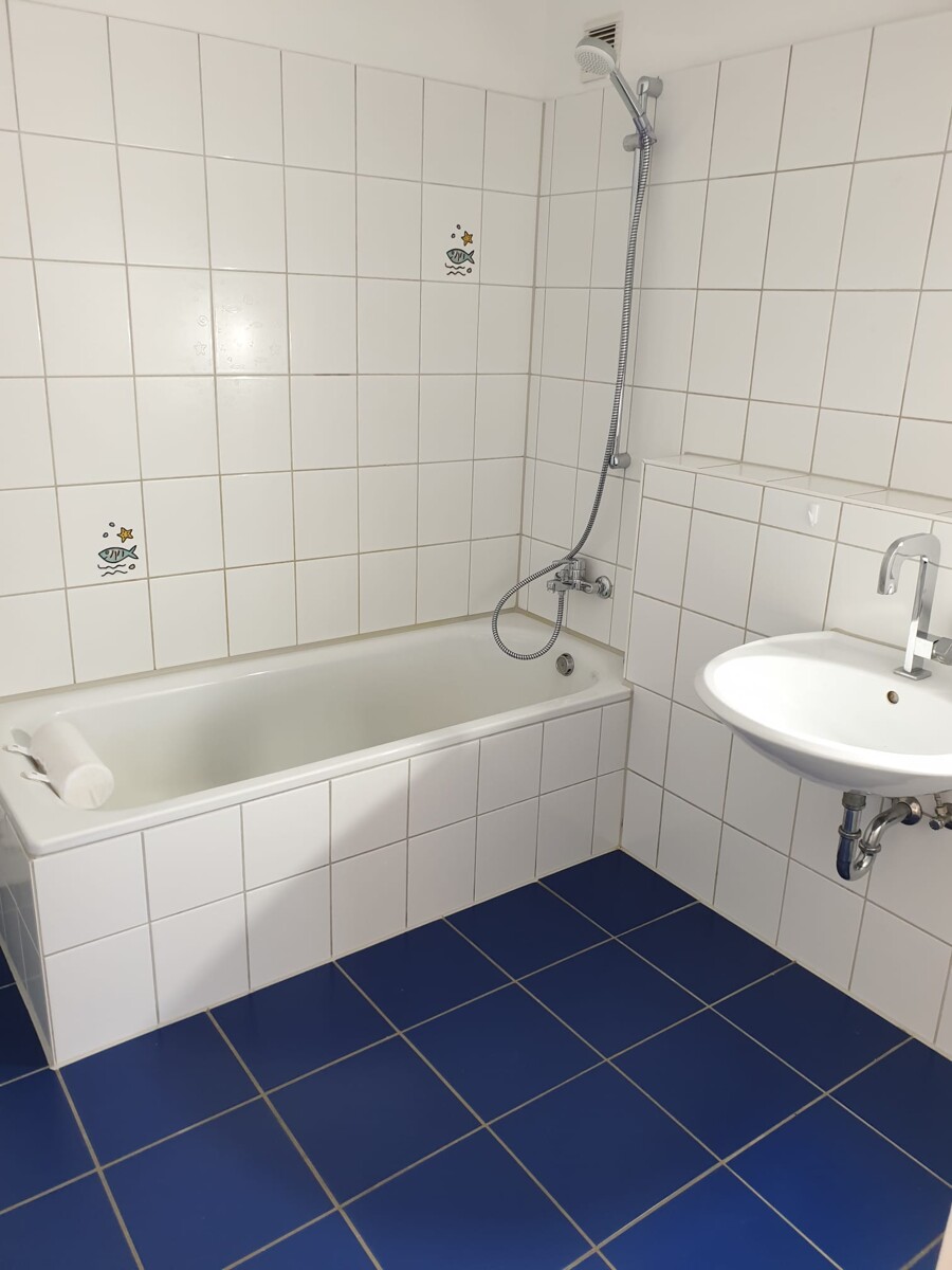 Bad Erdgeschosswohnung Erlenbach