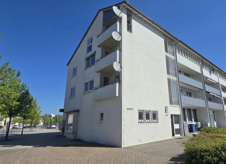 Au�enansicht Neckarsulm Mehrfamilienhaus Solides Anlageobjekt: Mehrfamilienhaus mit Gewerbe und 3 Einheiten