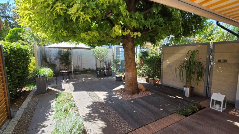 1Garten Heilbronn Reihenmittelhaus Familienhaus mit S�dgarten, Kaminofen & Garage in Sontheim-Ost - 4 Zimmer m�glich