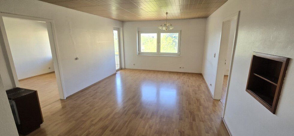 Wohnzimmer 1.OG Mehrfamilienhaus Neckarsulm