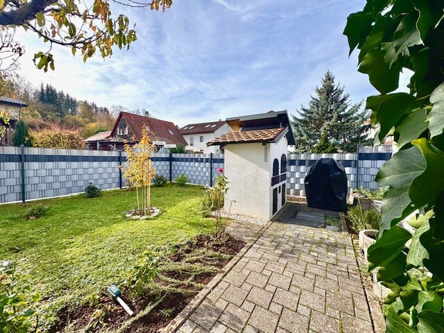 Garten Doppelhaush�lfte Neckarsulm