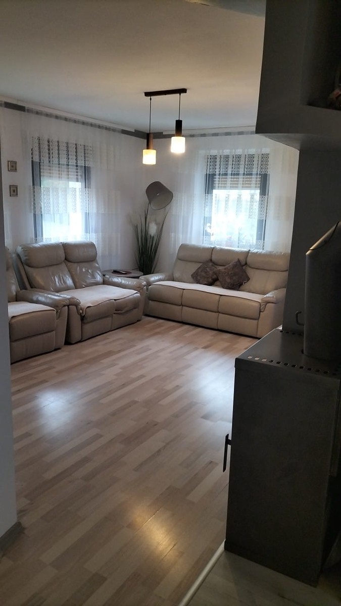 Wohnzimmer OG Mehrfamilienhaus Bad Rappenau