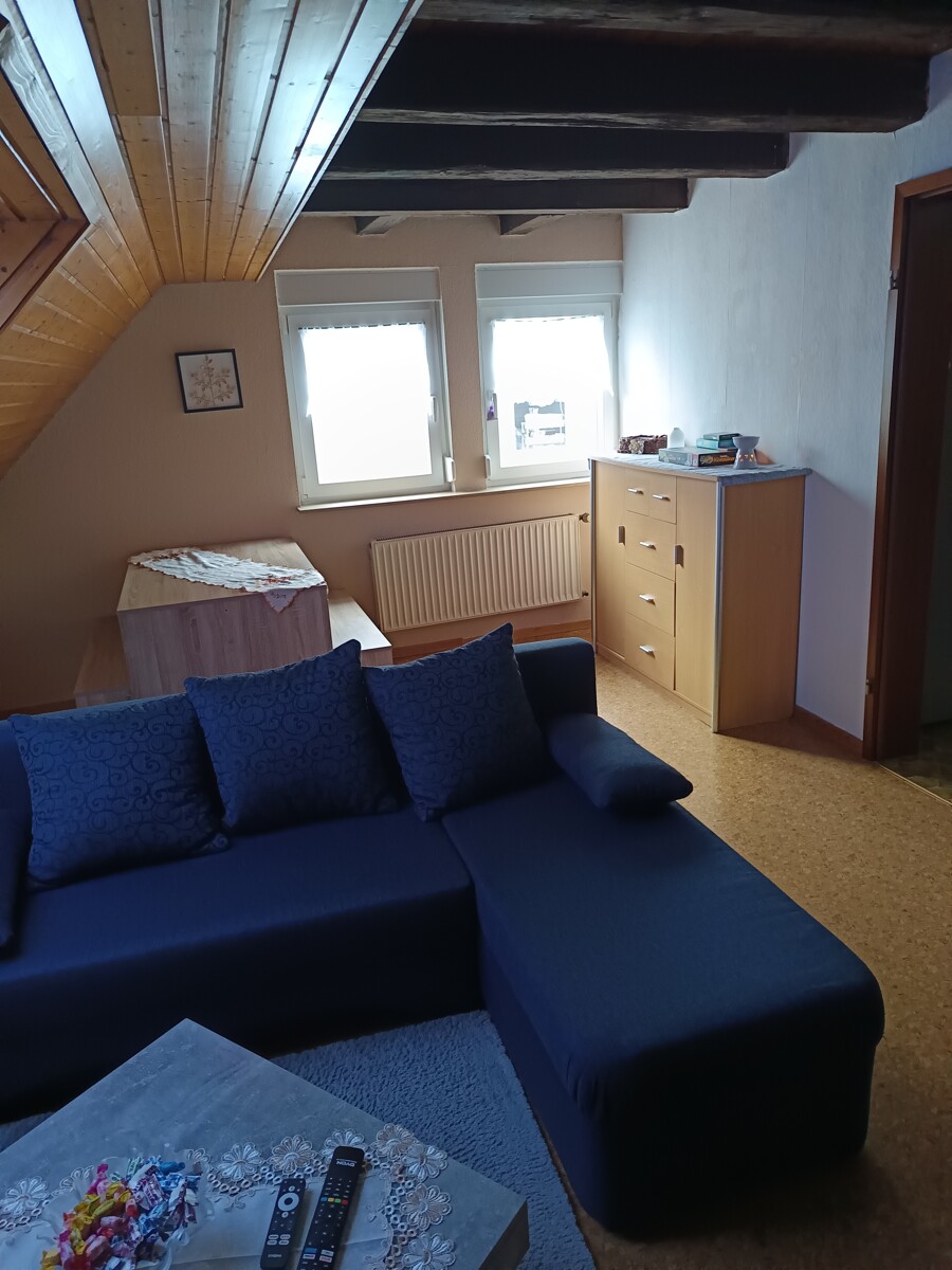 Zimmer Dachgeschosswohnung Schwaigern