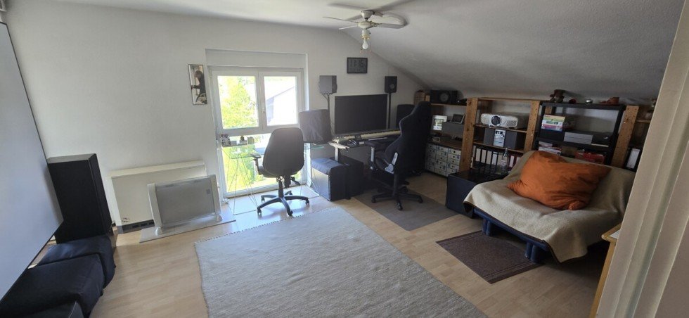 Wohnzimmer DG Mehrfamilienhaus Neckarsulm