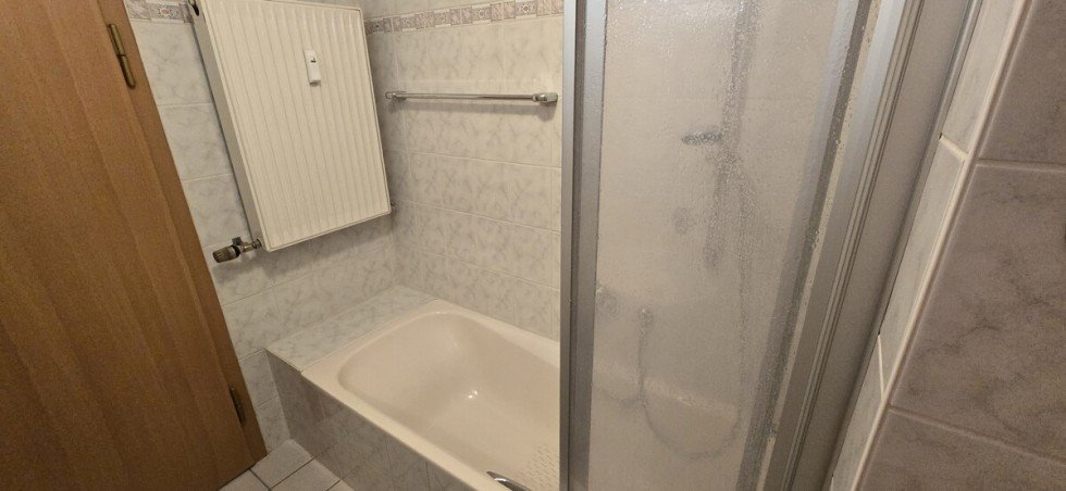 Bad 1 Dachgeschosswohnung Neckarsulm