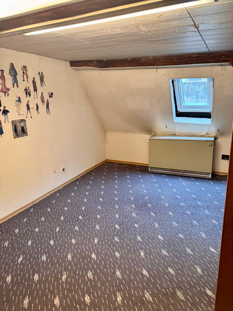 Zimmer Einfamilienhaus Erlenbach