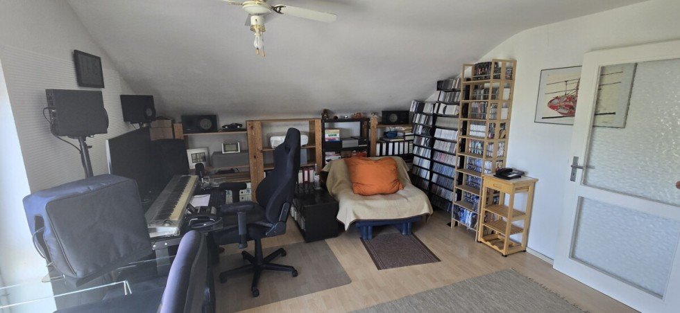 Wohnzimmer DG Mehrfamilienhaus Neckarsulm