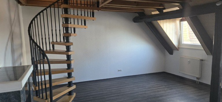 Wohnzimmer Offenau Dachgeschosswohnung Gem�tliche 2-Zimmer-Maisonette in liebevoll erhaltenem Fachwerk